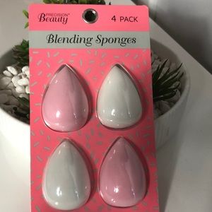 Precision beauty blending sponges